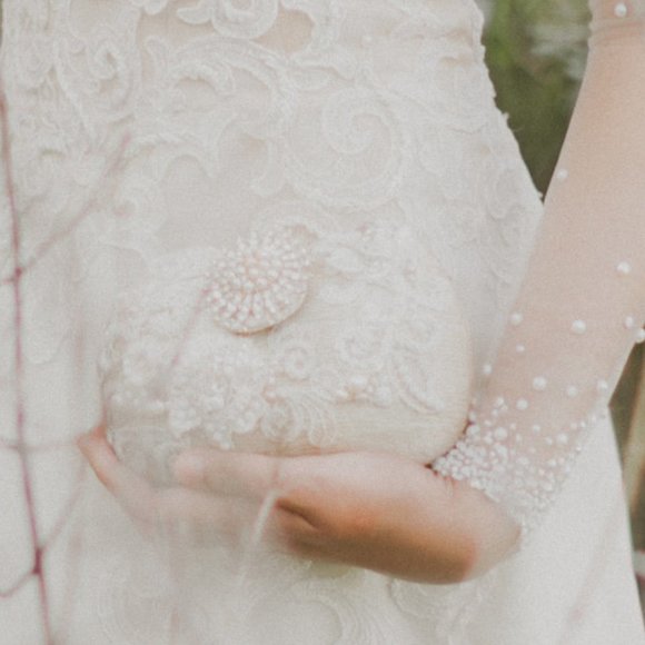 Reed clutch bg with beaded handmade embroidery - Picture 2 of 2